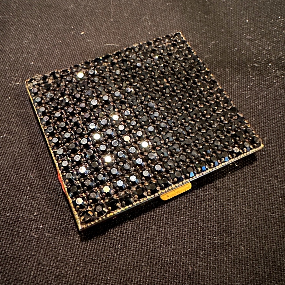 Vintage 1950's Schildkraut Compact Black with Rhinestones.